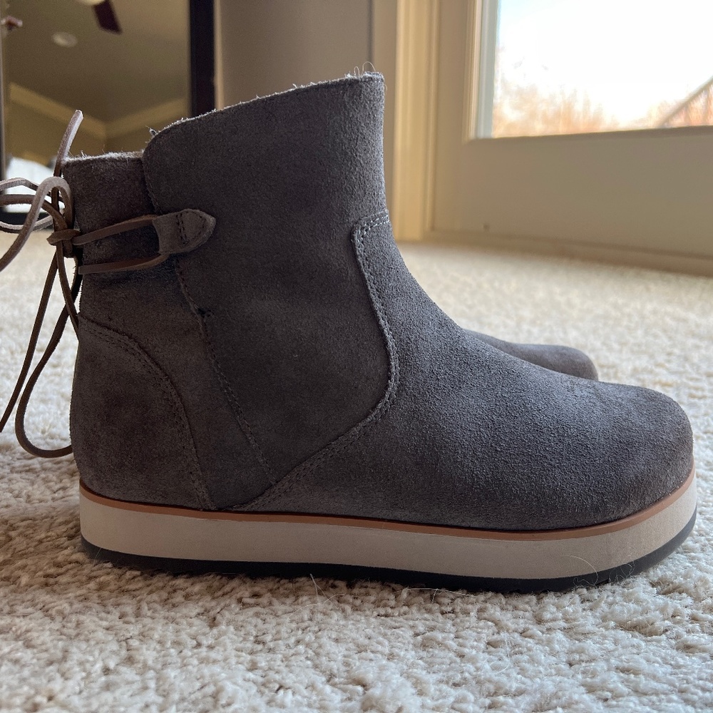 Merrell women’s boot